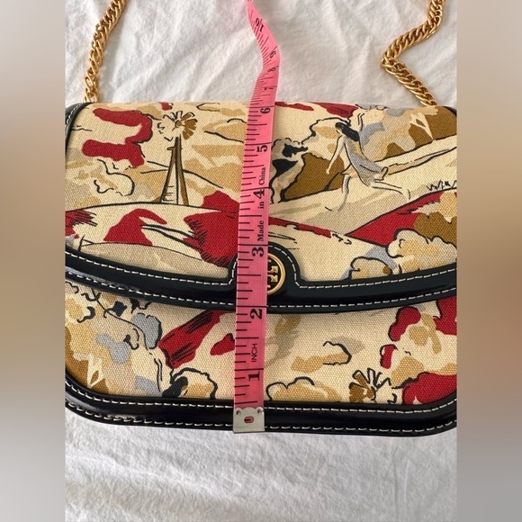 Tory Burch Robinson Printed Canvas Shoulder Bag Kite Landscape NWT - Picture 5 of 16